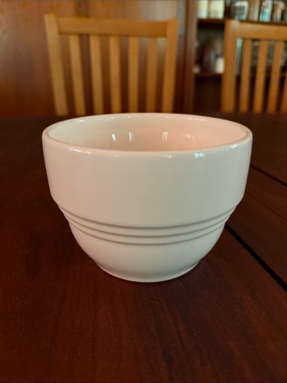 Pfaltzgraff White Ribbed Ceramic Bowl